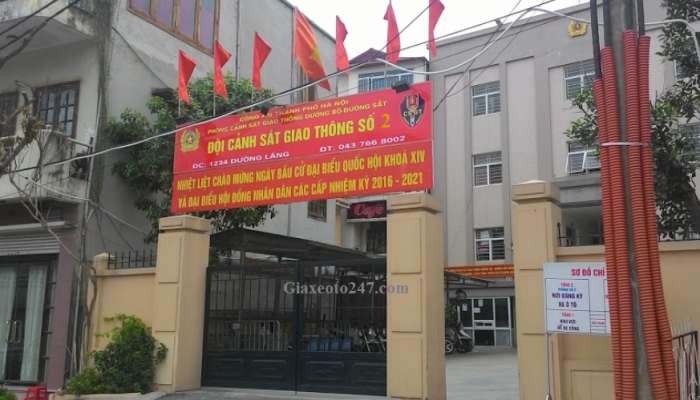 Phong csgt so 2 1234 duong lang 700x400 - Địa chỉ các điểm đăng ký ô tô tại Hà Nội | Lịch bấm biển Lệ phí chi tiết